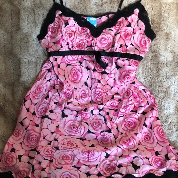 1)1996 VINTAGE NICK&NORA ROSES CHEMISE, SZXL,100%SILK, BEYOND EUC, VERY ELEGANT - Picture 2 of 15